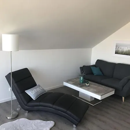 Dom wakacyjny With 3 Bedrooms *