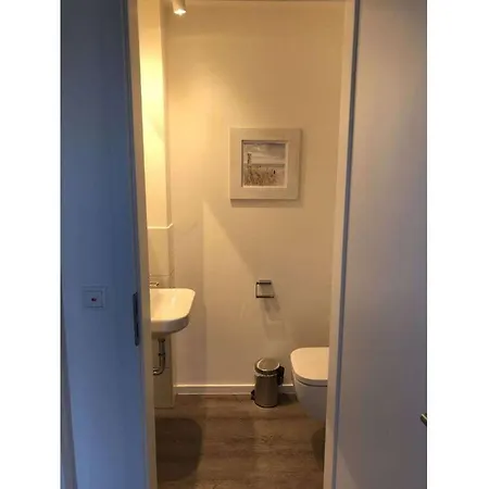 With 3 Bedrooms * Schillig