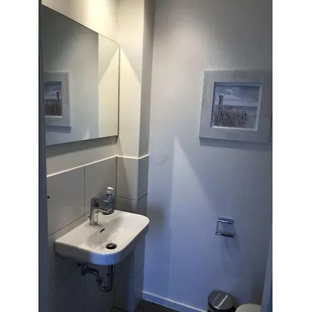 Holiday home With 3 Bedrooms Schillig